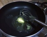 A picture of step 5 of White Sauce Pasta.