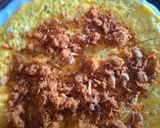 Foto langkah ke 4 dari resep Telur Dadar Abon Gulung.