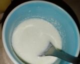 A picture of step 2 of Vanilla cake custard.