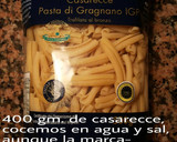 Foto del paso 1 de la receta: Casarecce, en salsa de tomates y atún