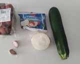 Foto del paso 1 de la receta: Tallarines de calabacín con tomate Cherry y mozzarella