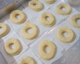 Foto langkah ke 7 dari resep Donat Empuk Seksi Montok 😅.