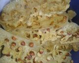 Foto langkah ke 6 dari resep Peyek kacang&rebon kriukk..