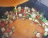 Foto del paso 2 de la receta: Guiso de zapallito y carne vegetal
