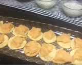 A picture of step 9 of Kanda batata puri.