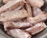 A picture of step 1 of Fried Wings.