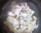 Foto del paso 2 de la receta: Arroz cremoso de sepia y langostinos
