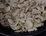 Foto del paso 3 de la receta: Pollo con salsa de champiñones