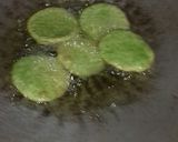 A picture of step 5 of Palak Papdi Chat.