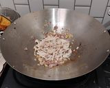 Foto langkah ke 4 dari resep Mie Goreng Jawa.