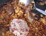 Foto del paso 11 de la receta Arroz seco de pies de cerdo, alcachofas y pimientos del padrón