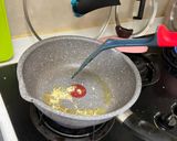 蛤蠣雞肉佐A J白酒蒜香芥末子醬的食譜步驟2照片