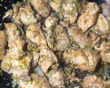 A picture of step 4 of Simple garlic fried chicken🧄🍽🍗.