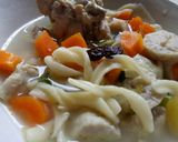 Foto langkah ke 8 dari resep Sop ayam baso fusilli.