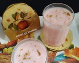 A picture of step 3 of Meethi Lassi (Rose Lassi).