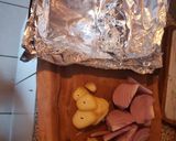 Foto del paso 3 de la receta: Entrada de Sashimi con plato de fondo Salmón, Paella y Puerros