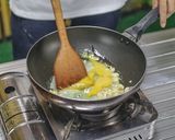 รูปขั้นตอนการทำที่ 6 ของ ข้าวผัดไข่ เม็ดร่วนสวย ไม่มัน ไม่เลี่ยน อร่อยถูกปากคนในครอบครัว