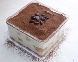 Foto langkah ke 7 dari resep Tiramisu Dessert Box.
