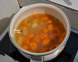 Foto langkah ke 6 dari resep Cream Soup Fusilli Kentang Wortel.