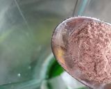 A picture of step 1 of Quice drink.