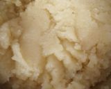 A picture of step 5 of Sooji halwa.