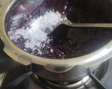 A picture of step 3 of Mulberry jam.
