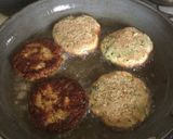 Foto del paso 4 de la receta: Tortitas de molida de pollo con calabazita súper fácil