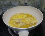 Foto langkah ke 5 dari resep RESEP TELUR GEPREK CRISPY YANG PERNAH VIRAL! MURAH MERIAH😱.