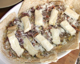 Foto del paso 4 de la receta: Pastel de setas con queso brie y cebolla morada