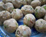 A picture of step 3 of Mini Potato Cake.