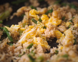 Foto del paso 5 de la receta: Receta exprés de arroz integral con verduras y gambas