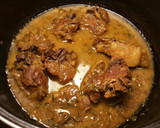 Foto del paso 31 de la receta: Lomo de cordero, con cebollas caramelizda, cirulas, pasas y crujiente de almendras