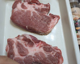 十三香烤豬排佐龍鬚菜桂冠的食譜步驟2照片