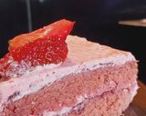 Foto langkah ke 8 dari resep Fresh strawberry cake 🍓🍓.
