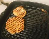 A picture of step 4 of Beef Patty, Restaurant-Style Hamburger.