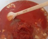 Töltött paprika és húsgombócok, zelleres paradicsomos mártásban recept fázis 1 fotója