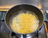Foto langkah ke 1 dari resep Truffle Creamy Pasta.