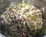 Foto del paso 3 de la receta: Risotto de setas y bacon