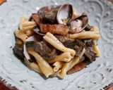 Foto del paso 7 de la receta: Casarecce con alcachofas, panceta ibérica y almejas