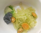 Foto langkah ke 2 dari resep Es Kuwut Melon.