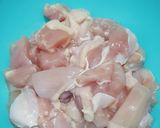 Foto langkah ke 1 dari resep Ayam Cah Brokoli Simple.