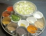 दुधी भोपळ्याची भाजी (Dudhi Bhoplyachi Bhaji Recipe In Marathi) रेसिपी स्टेप 1 फोटो 