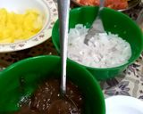 A picture of step 1 of Yummy chola chat.