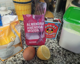 Foto del paso 1 de la receta: Bizcochitos de almendra muy fáciles. De la abuela