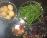 A picture of step 1 of Aloo beans ki sabji.
