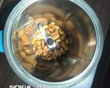 कोकोनट एनर्जी बाइट्स (coconut energy bites recipe in Hindi) रेसिपी चरण 2 फोटो