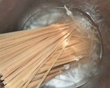 Foto del paso 3 de la receta: "Pasta con salsa bechamel y pollo" UTVCO