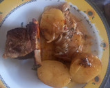 Foto del paso 2 de la receta: Tira de Asado al Horno con Papas, Morrones y Cebollas