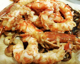 Foto del paso 4 de la receta: Gambones con genjibre, cebolla y soja