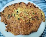 Foto langkah ke 6 dari resep Telur Dadar Sayur Pedas.